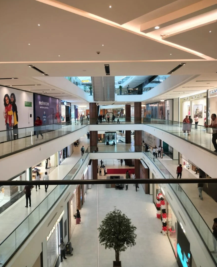 Malls & Retail